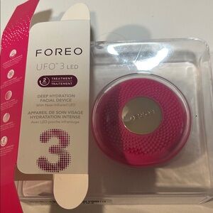 FOREO UFO 3 LED Skincare Device - Hot Pink